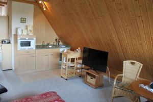 Kuchyň nebo kuchyňský kout v ubytování "Fewo-Ulla-02" Ferienwohnung im OG