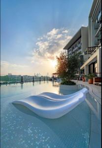 Hyatt Centric Jumeirah Dubai - Deluxe Room - UAE游泳池或附近泳池