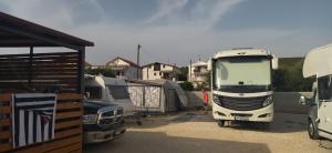 Galeriebild der Unterkunft Camping Sukošan Beach in Sukošan