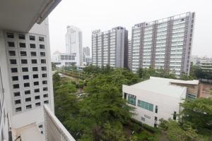 a view of a city with tall buildings at Condo I -House Laguna Garden RCA - Behind Sukhumvit-Outer CBD in Bangkok