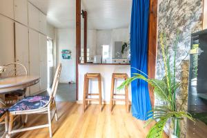 Φωτογραφία από το άλμπουμ του Pieds dans l'eau à Plage des Dames σε Le Grand Vieil