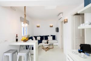 Posezení v ubytování Hyades - Downtown Suites, Mykonos Town