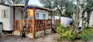Zahrada ubytování Mobile home camping Ardèche