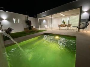 Bazén v ubytovaní Villas Florida alebo v jeho blízkosti