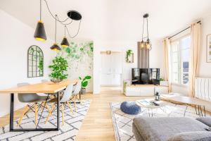 Μια τηλεόραση ή/και κέντρο ψυχαγωγίας στο Le jardin d'hiver