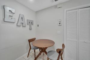 アポロ・ビーチにあるNewly Renovated Condo in Apollo Beach 5!のギャラリーの写真