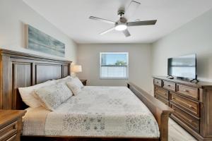 アポロ・ビーチにあるNewly Renovated Condo in Apollo Beach 5!のギャラリーの写真