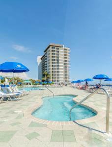 Swimmingpoolen hos eller tæt på Edgewater W208 Beach Bungalow Bliss