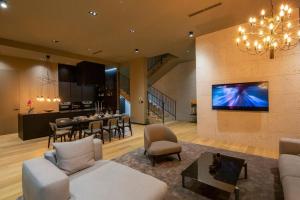 Μια τηλεόραση ή/και κέντρο ψυχαγωγίας στο Elena's Villa