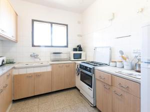 Kuchyň nebo kuchyňský kout v ubytování Apto TCanigo9B - Wifi, vistas, parking. - ES-89-81