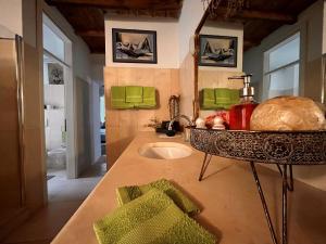 Fotografie z fotogalerie ubytování B&B Romantico Palazzo dei Ulivi v destinaci Purasca