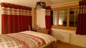 Un ou plusieurs lits dans un hébergement de l'établissement The Raven B&B