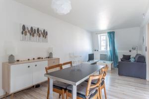 Kuchyň nebo kuchyňský kout v ubytování Week-end à Honfleur