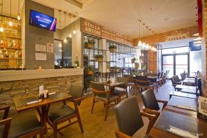Airfamily Congonhas餐厅或其他用餐的地方