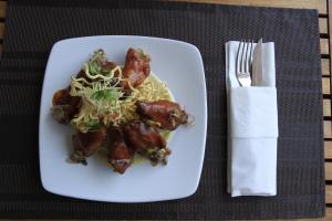 Eten bij of ergens in de buurt van het pension

