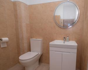 Un baño de SOHI Villa