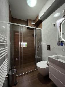 Ένα μπάνιο στο Villa Dislievski