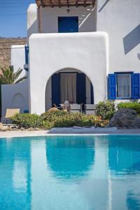 Zdjęcie z galerii obiektu Mykonian Style w Shared Pool Houses 8 & 9 w mieście Ornos