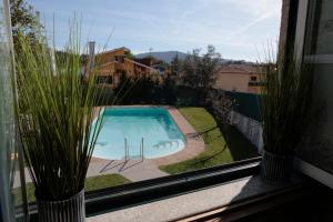 Výhled na bazén z ubytování Casa do Vale -Villa Rio Minho-Seixas-Caminha nebo okolí