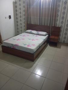 En eller flere senge i et værelse på Crale and Busino