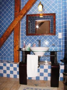 Un baño de Casa Rozelor