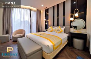 Ένα ή περισσότερα κρεβάτια σε δωμάτιο στο S79 Friday Hotel +21 φωτογραφίες