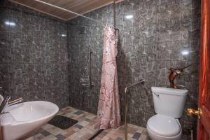 Bagno di Full house with 2 bedrooms and private pool, 5 guest