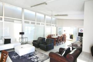 Et opholdsområde på Olive Grove on Provident