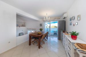 Kuchyň nebo kuchyňský kout v ubytování Penthouse Ugljan by Belmont Realty