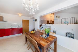Kuchyň nebo kuchyňský kout v ubytování Penthouse Ugljan by Belmont Realty