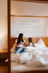 Posteľ alebo postele v izbe v ubytovaní Himmlisch Urlauben Söchau