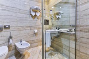 Vannituba majutusasutuses Kings Park Hotel