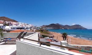 Naturlandskabet i nærheden af villaen + 4 billeder