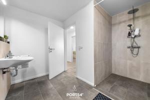 Vannituba majutusasutuses Ferienwohnung Winningmay II Füsing