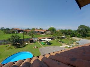 vista dal tetto di una casa con cortile di Casa Matilde a Leinì