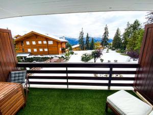 Üldine mäevaade või majutusasutusest Studio cosy au calme avec terrasse vue sur Alpes pildistatud vaade