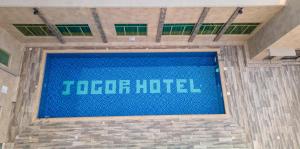 Sertifikat, nagrada, logo ili drugi dokument prikazan u objektu Jogor Hotel Ibadan