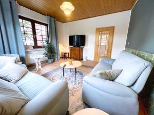 Χώρος καθιστικού στο Monteurwohnung Korte, Teams, 4 Einzelzimmer, 2 Doppelzimmer 2024 renoviert, Smart TV, Garten, 3 Bäder