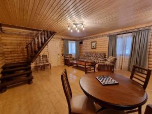 Istumisnurk majutusasutuses Rest House