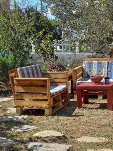 Foto dalla galleria di pamuk konukevi, bahçe katı, daire a Ayvalık Altre 20 foto