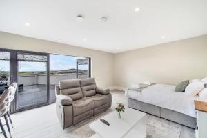 Area soggiorno di Seaview Lodge Studio 'Sleeping 2 guests'