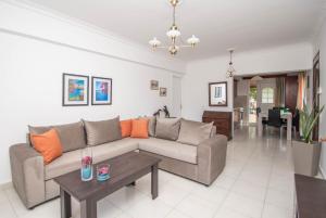 Posezení v ubytování Lemon Tree Zante city Apartment by "elite"