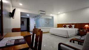 Uma cama ou camas num quarto em SÀI GÒN - BẠC LIÊU Hotel