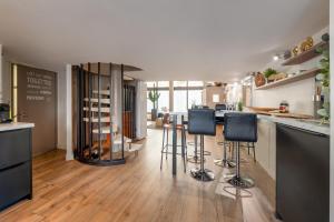 Fotografie z fotogalerie ubytování Beau Loft Lorient - centre ville v destinaci Lorient