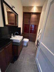 Gallery image of Midway in Hoylake