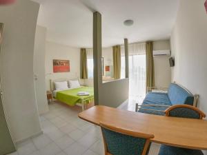 Gallery image of Aparthotel Ivory in Theologos