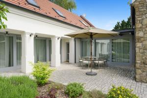 Villa Nana With Pool & Whirlpool - Happy Rentals 8275 Balatonhenye, Petőfi u 10 kép - 2