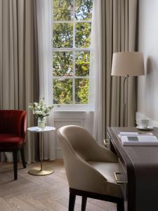 Area soggiorno di The Biltmore Mayfair