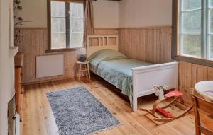 Letto o letti in una camera di Nice Home In Mellerud With Wifi