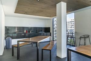Köök või kööginurk majutusasutuses North-Facing APT 3 min to Canberra Times Fountain - Hosted by CanStay